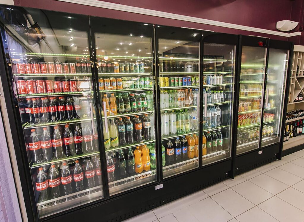 Expositor de bebidas para açougue MAQFRIO